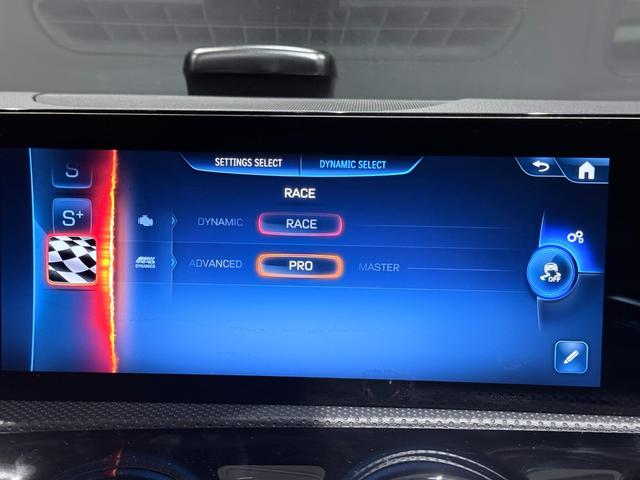 CLAクラス シューティングブレーク CLA45 S 4マチック+ シューティングブレーク アドバンスドP パノスラ HUD 360°カメラ 本革 Brumesterサウンドシステム ETC 純正19AW ロゴプロジェクター メモリ付きPシート シートヒーター Pリアゲート(10枚目)