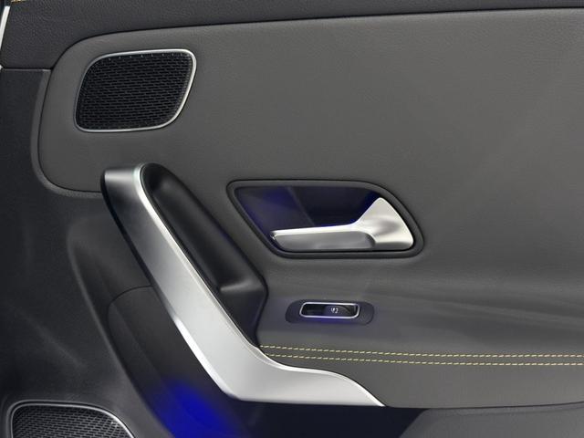 CLAクラス シューティングブレーク CLA45 S 4マチック+ シューティングブレーク アドバンスドP パノスラ HUD 360°カメラ 本革 Brumesterサウンドシステム ETC 純正19AW ロゴプロジェクター メモリ付きPシート シートヒーター Pリアゲート(19枚目)