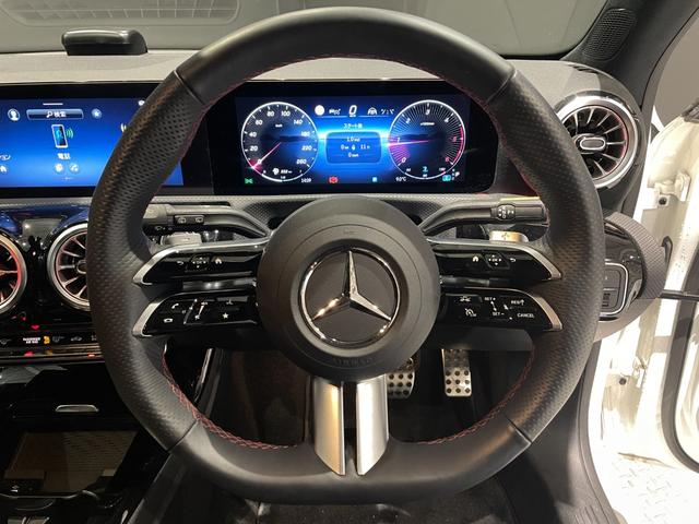 �X�e�A�����O�����𗣂����ƂȂ��A�X�e�A�����O���ɂ���p�h���V�t�g�Ń}�j���A��������s�����Ƃ��ł��܂��B