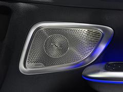 �ɥ��ĤΥ����ǥ����᡼�����֣£�����������פȶ�Ʊ��ȯ�������ʼ������ǥ��������ƥࡣ�������Ŀ��Ӥ䤫�ʥ�����ɤ�¸����ޤ���ܤ����Ǳ��դ��Ƥ��뤫�Τ褦���׾촶���դ�륵����ɤ��ڤ��ߤ��������ޤ� 6