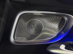 �ɥ��ĤΥ����ǥ����᡼�����֣£�����������פȶ�Ʊ��ȯ�������ʼ������ǥ��������ƥࡣ�������Ŀ��Ӥ䤫�ʥ�����ɤ�¸����ޤ���ܤ����Ǳ��դ��Ƥ��뤫�Τ褦���׾촶���դ�륵����ɤ��ڤ��ߤ��������ޤ� 6