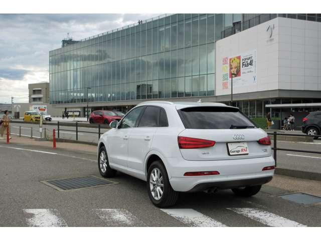 Ｑ３ ２．０ＴＦＳＩクワトロ１７０ＰＳ　４ＷＤ　純正ナビＴＶ　ＥＴＣ　Ｂカメラ　ドラレコ（3枚目）