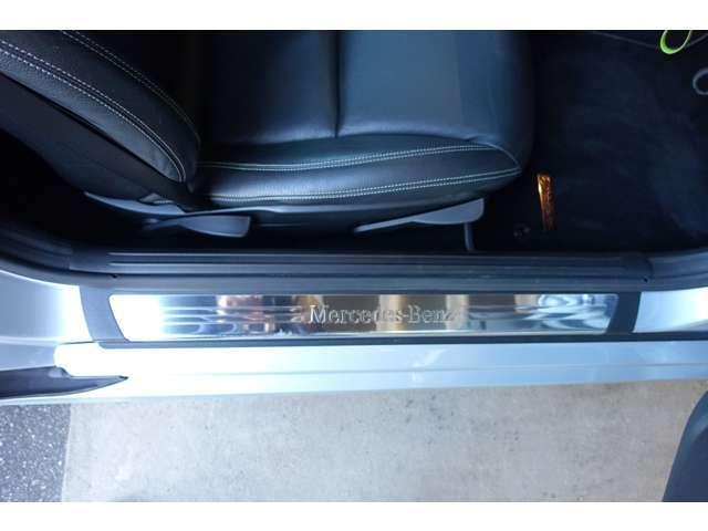 SLK SLK200ブルーエフィシェンシー 純正ナビTV 黒革 シートヒーター ETC(19枚目)