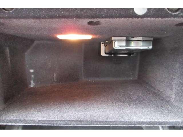 SLK SLK200ブルーエフィシェンシー 純正ナビTV 黒革 シートヒーター ETC(25枚目)