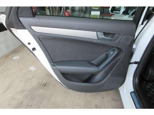 Ａ４アバント ２．０ＴＦＳＩクワトロ　４ＷＤ　純正ナビＴＶ　Ｂカメラ　ＥＴＣ　革シートヒーター（29枚目）