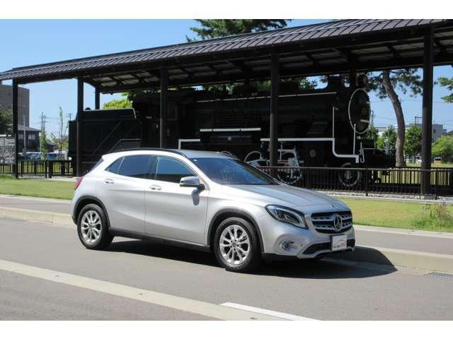 GLAクラス GLA180 純正ナビ Bカメラ ハーフレザー ETC(2枚目)