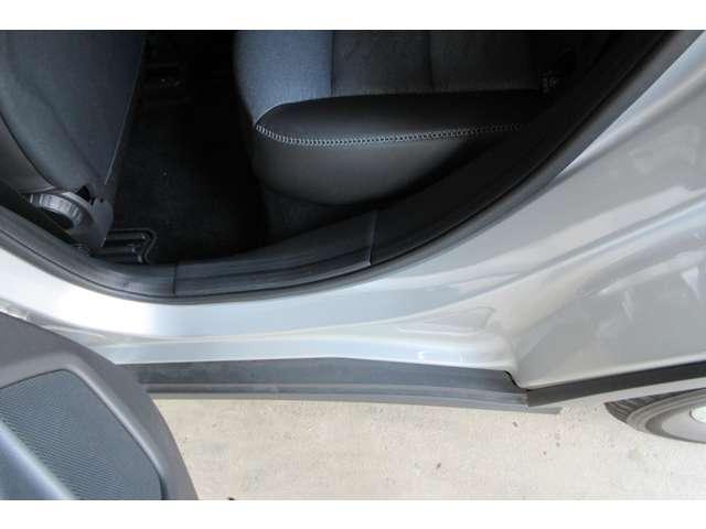 GLAクラス GLA180 純正ナビ Bカメラ ハーフレザー ETC(29枚目)