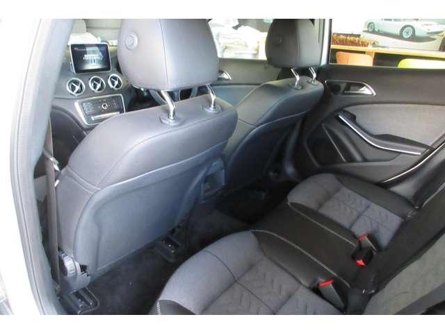 GLAクラス GLA180 純正ナビ Bカメラ ハーフレザー ETC(30枚目)