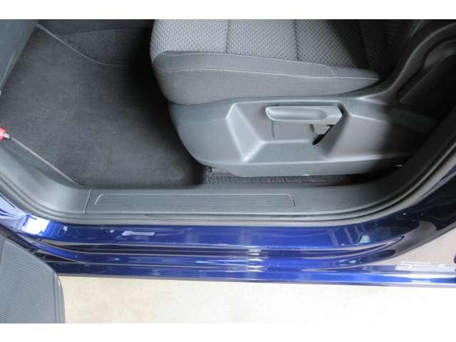 VOLKSWAGEN GOLF TOURAN TSI COMFORTLINE