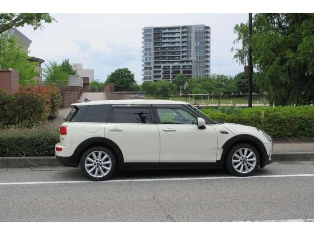 ＭＩＮＩ ワン　クラブマン　純正ナビ　Ｂカメラ　ＥＴＣ　ブルートゥース（2枚目）