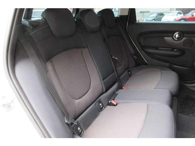 ＭＩＮＩ ワン　クラブマン　純正ナビ　Ｂカメラ　ＥＴＣ　ブルートゥース（24枚目）