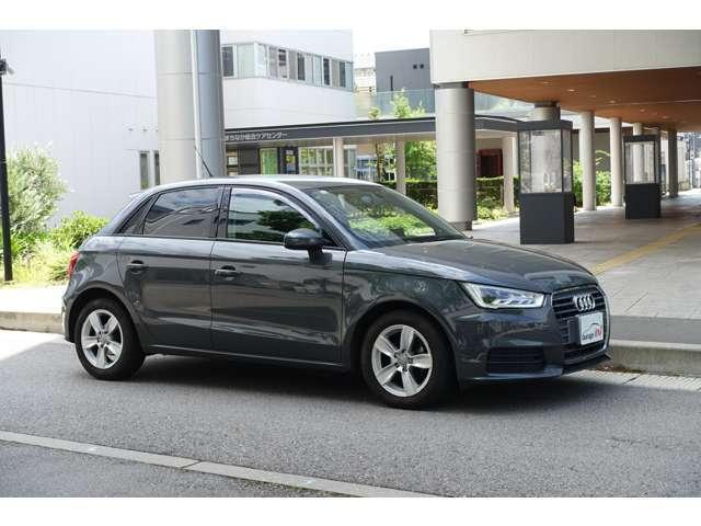 Ａ１スポーツバック １．０ＴＦＳＩ　純正ナビＴＶ　Ｂカメラ　ドラレコ　ＥＴＣ（6枚目）