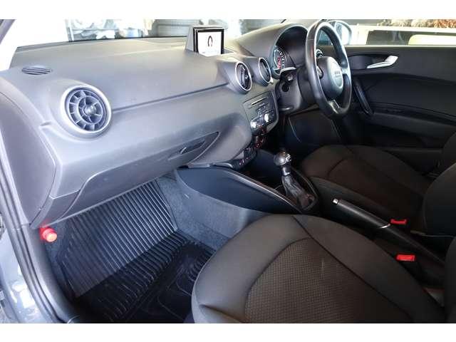 Ａ１スポーツバック １．０ＴＦＳＩ　純正ナビＴＶ　Ｂカメラ　ドラレコ　ＥＴＣ（22枚目）