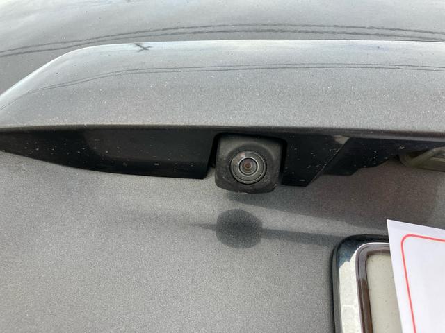 アクア G メモリーナビ フルセグ Bluetooth バックカメラ ETC アルミホイール スマートキー 運転席・助手席エアバック ABS 横滑り防止装置 エアコン パワステ パワーウインドウ(9枚目)