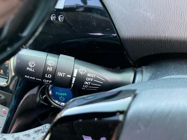 プリウス Sツーリングセレクション SDナビ 地デジTV バックカメラ ETC スマートキー アルミホイール 運転席・助手席・サイドエアバック ABS 横滑り防止装置 盗難防止 エアコン パワステ パワーウインドウ(50枚目)