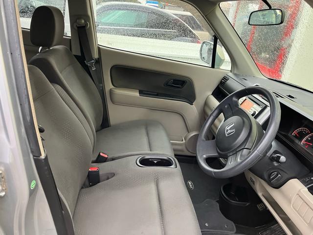 ゼスト D バックカメラ アルミホイール スマートキー 運転席・助手席エアバック ABS 盗難防止システム エアコン パワステ パワーウインドウ(18枚目)