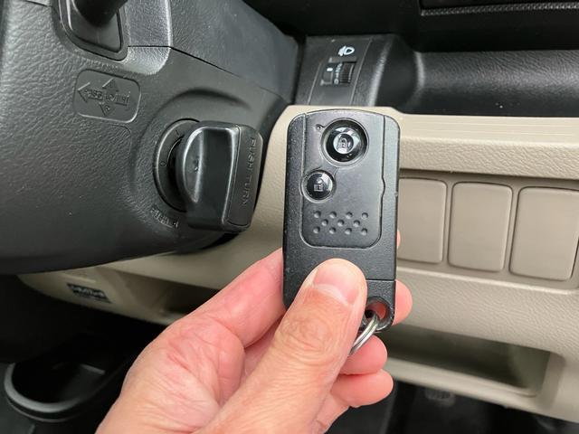 ゼスト D バックカメラ アルミホイール スマートキー 運転席・助手席エアバック ABS 盗難防止システム エアコン パワステ パワーウインドウ(32枚目)