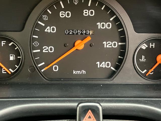 サンバートラック TB 4WD 5速マニュアル エアコン 運転席エアバック(22枚目)