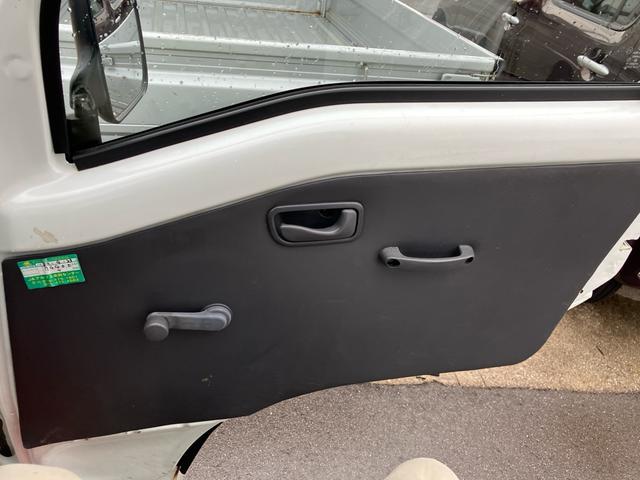 サンバートラック TB 4WD 5速マニュアル エアコン パワステ 運転席エアバック(25枚目)