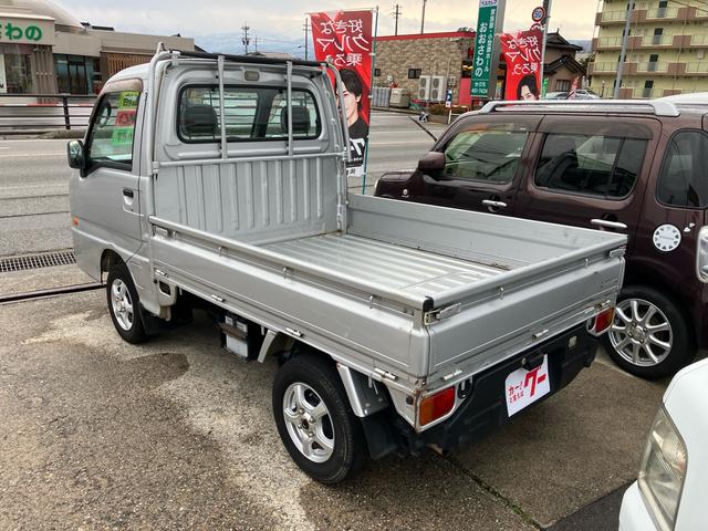 サンバートラック TB 4WD 5速マニュアル アルミホイール エアコン パワステ 運転席エアバック(6枚目)