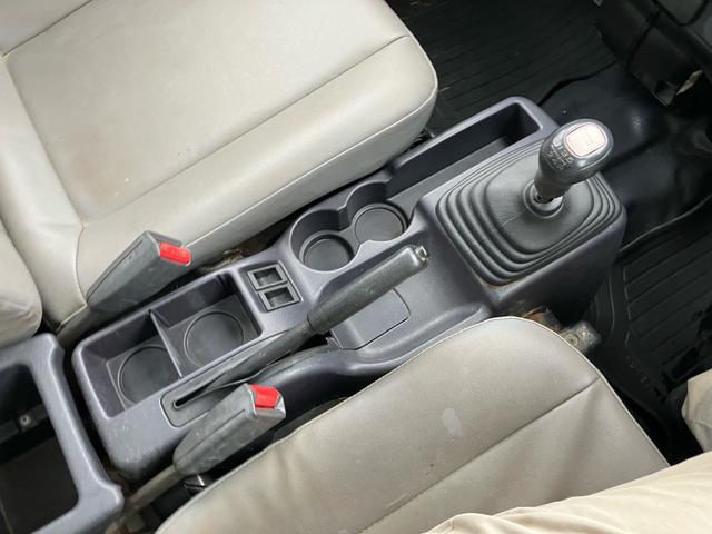 サンバートラック TB 4WD 5速マニュアル アルミホイール エアコン パワステ 運転席エアバック(14枚目)