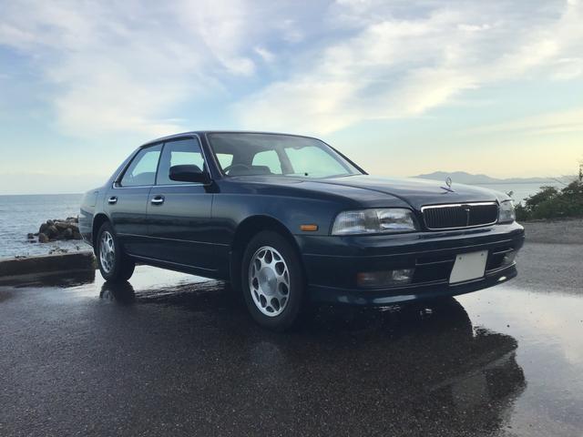 ローレル メダリストＧ　走行２５，４８７キロ　１オーナー　フルオリジナル　雨天未使用　記録簿　ガラスコーティング施工後未使用　ガレージ保管（23枚目）