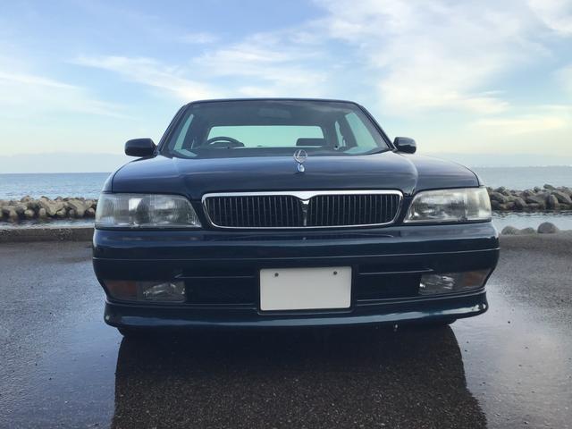 ローレル メダリストＧ　走行２５，４８７キロ　１オーナー　フルオリジナル　雨天未使用　記録簿　ガラスコーティング施工後未使用　ガレージ保管（24枚目）