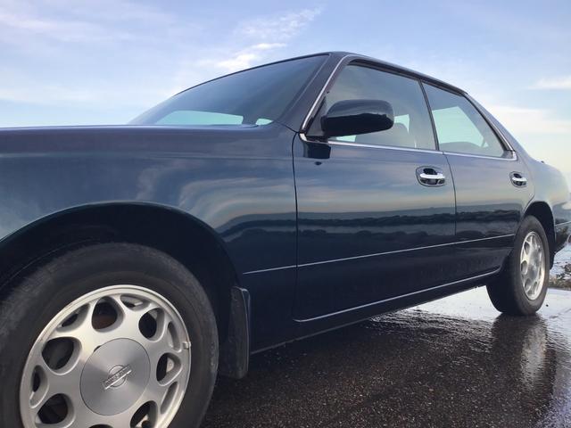 ローレル メダリストＧ　走行２５，４８７キロ　１オーナー　フルオリジナル　雨天未使用　記録簿　ガラスコーティング施工後未使用　ガレージ保管（29枚目）