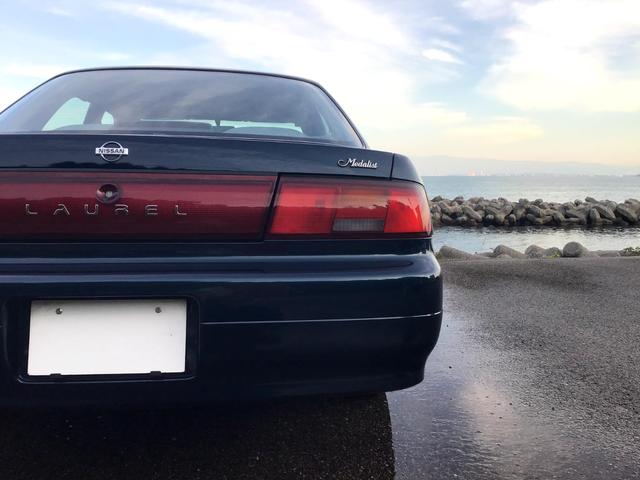 ローレル メダリストＧ　走行２５，４８７キロ　１オーナー　フルオリジナル　雨天未使用　記録簿　ガラスコーティング施工後未使用　ガレージ保管（37枚目）