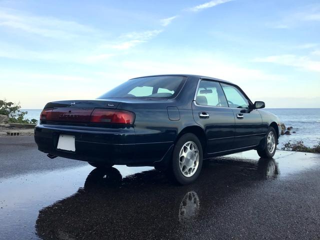 ローレル メダリストＧ　走行２５，４８７キロ　１オーナー　フルオリジナル　雨天未使用　記録簿　ガラスコーティング施工後未使用　ガレージ保管（46枚目）