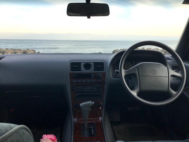 ローレル メダリストＧ　走行２５，４８７キロ　１オーナー　フルオリジナル　雨天未使用　記録簿　ガラスコーティング施工後未使用　ガレージ保管（49枚目）