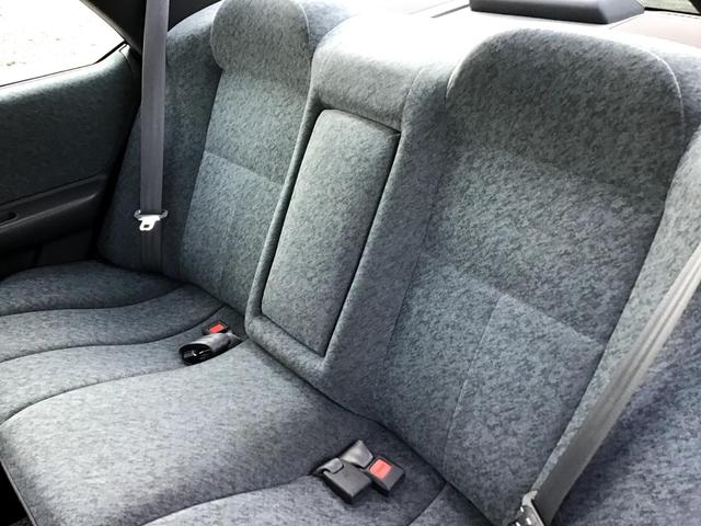 ローレル メダリストＧ　走行２５，４８７キロ　１オーナー　フルオリジナル　雨天未使用　記録簿　ガラスコーティング施工後未使用　ガレージ保管（63枚目）