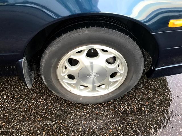 ローレル メダリストＧ　走行２５，４８７キロ　１オーナー　フルオリジナル　雨天未使用　記録簿　ガラスコーティング施工後未使用　ガレージ保管（72枚目）