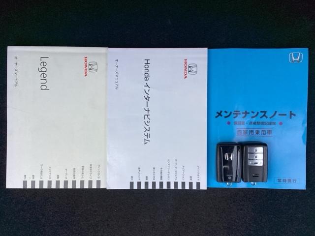 ベースグレード　ハイブリッドＥＸＨｏｎｄａＳＥＮＳＩＮＧナビ　３６０度カメラ　パワ－シ－ト　ＡＢＳ　ＬＥＤヘッドランプ　フルオートエアコン　スマートキー　クルコン　フルセグ　ＤＶＤ　黒革シート　サンルーフ　ナビＴＶ(16枚目)