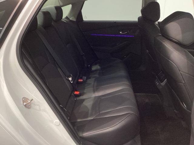 アコード ｅ：ＨＥＶ　ＨｏｎｄａＳＥＮＳＩＮＧ革シ－ト２年保証　黒革シート　フルセグＴＶ　マルチビューカメラ　衝突被害軽減システム　ＬＥＤヘッドランプ　パワーシート　スマートキー　Ｒカメラ　ドラレコ　シートヒーター　ＥＴＣ（32枚目）