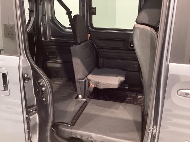 Ｎ－ＶＡＮ＋スタイル クール・ホンダセンシング　最長５年保証　ワンオ－ナ－　ＴＶ　Ｒカメラ　衝突被害軽減システム　クルコン　デュアルエアバッグ　リヤカメラ　パワステ　ＵＳＢ　ＡＣ　パワーウインドウ　横滑り防止　４ＷＤ　ＥＴＣ　ＡＢＳ　ワンオーナー（28枚目）
