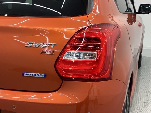 スイフト ハイブリッドRS 2ト-ン最長5年保証ワンオ-ナ-ナビ USB キーレス ETC車載器 ABS 1オーナー フルオートエアコン LEDヘッドランプ ドライブレコーダー 横滑り防止 4WD シートヒーター スマートキ(41枚目)