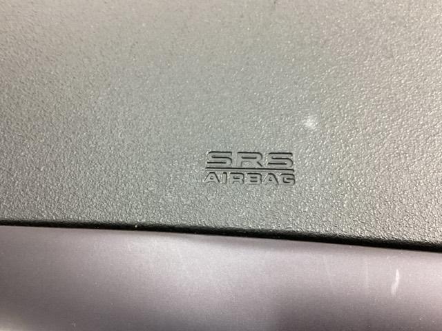 フィットハイブリッド シーズ 保証付ワンオ-ナ-純正ナビTV DVD再生 横滑り防止 バックカメラ ETC スマートキー ワンセグ キーレスキー イモビ ワンオーナー パワステ ABS AUTOエアコン(23枚目)