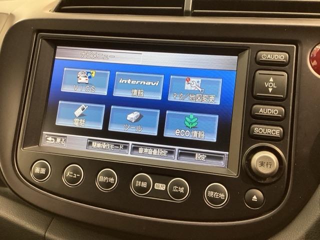 フィットハイブリッド シーズ 保証付ワンオ-ナ-純正ナビTV DVD再生 横滑り防止 バックカメラ ETC スマートキー ワンセグ キーレスキー イモビ ワンオーナー パワステ ABS AUTOエアコン(35枚目)