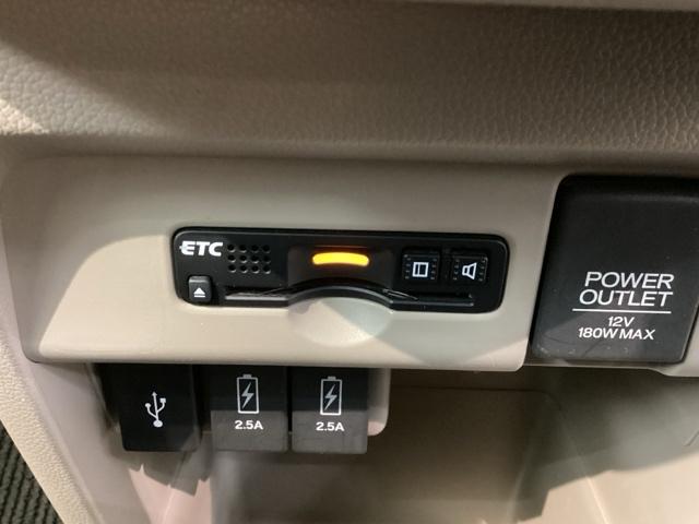 いまや快適なカーライフに欠かせないＥＴＣが付いています。