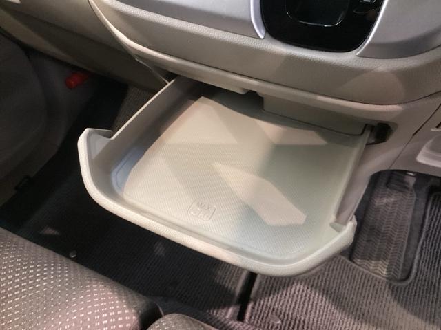 豊富に在庫を取り揃えています。軽自動車からミニバン、セダン、ＳＵＶ、話題のハイブリッド車などなど続々入荷中です！