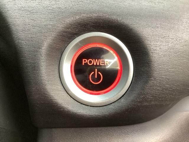 フリード＋ハイブリッド ハイブリッドＧ・ホンダセンシング　１年保証　ワンオ－ナ－　ナビＶＸＭ－１７５ＶＦｉ　ＴＶ　Ｒカメラ　ＣＤ録音　ＢＴオ－ディオ　ＤＶＤ　ドラレコ　ＥＴＣ　ＬＥＤライト　両側電動ドア　ＶＳＡ　クルコン　アルミ　スマ－トキ－　盗難防止装置（14枚目）