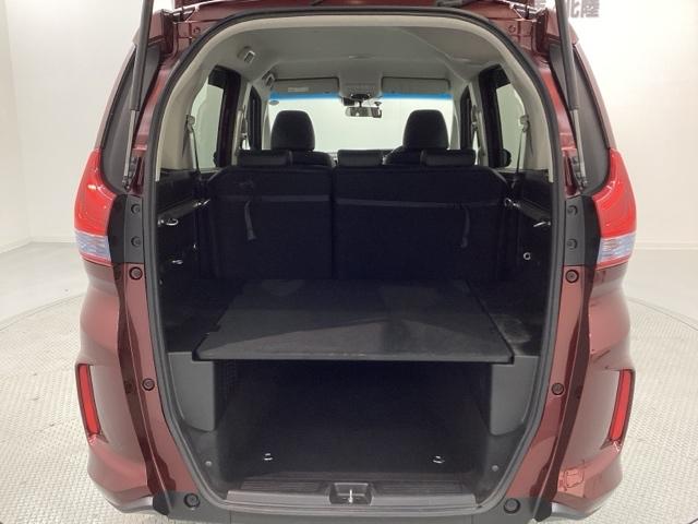 フリード＋ハイブリッド ハイブリッドＧ・ホンダセンシング　１年保証　ワンオ－ナ－　ナビＶＸＭ－１７５ＶＦｉ　ＴＶ　Ｒカメラ　ＣＤ録音　ＢＴオ－ディオ　ＤＶＤ　ドラレコ　ＥＴＣ　ＬＥＤライト　両側電動ドア　ＶＳＡ　クルコン　アルミ　スマ－トキ－　盗難防止装置（36枚目）