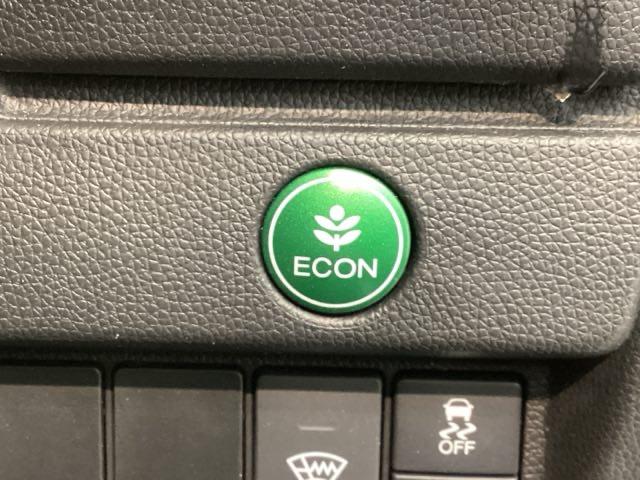 フィットハイブリッド Ｆ　１年保証　ワンオ－ナ－　ナビＶＸＭ－１７４ＶＦＸｉ　ＴＶ　Ｒカメラ　ＢＴオ－ディオ　ＤＶＤ　ＥＴＣ　ＬＥＤライト　ＶＳＡ　スマ－トキ－　盗難防止装置　整備記録簿　ＡＡＣ　ドアバイザ－　Ｗエアバッグ（14枚目）