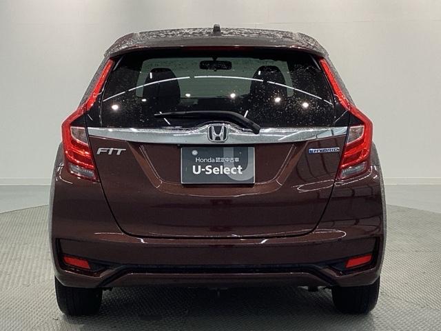 フィットハイブリッド Ｆ　１年保証　ワンオ－ナ－　ナビＶＸＭ－１７４ＶＦＸｉ　ＴＶ　Ｒカメラ　ＢＴオ－ディオ　ＤＶＤ　ＥＴＣ　ＬＥＤライト　ＶＳＡ　スマ－トキ－　盗難防止装置　整備記録簿　ＡＡＣ　ドアバイザ－　Ｗエアバッグ（43枚目）
