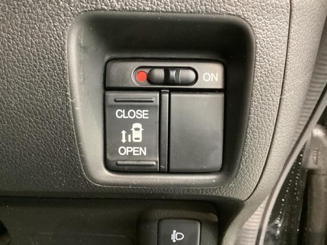 Ｎ－ＢＯＸ Ｇ・Ｌパッケージ　あんしんＰＫＧ　１年保証　ナビＶＸＭ－１７４ＣＳｉ　ＴＶ　Ｒカメラ　ＢＴオ－ディオ　ＥＴＣ　ＶＳＡ　スマ－トキ－　盗難防止装置　整備記録簿　ＡＡＣ　スペアキ－　ドアバイザ－　ベンチシ－ト　Ｗエアバッグ（12枚目）