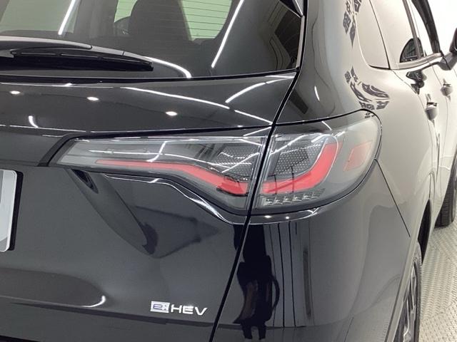 ZR-V e:HEVZ H SENSING 革シ-ト 新車保証 試乗車 ワンオ-ナ- 純正ナビ TV Rカメラ マルチビュ- BTオ-ディオ ETC LEDライト VSA シ-トヒ-タ- 電動シ-ト クルコン アルミ AAC(45枚目)
