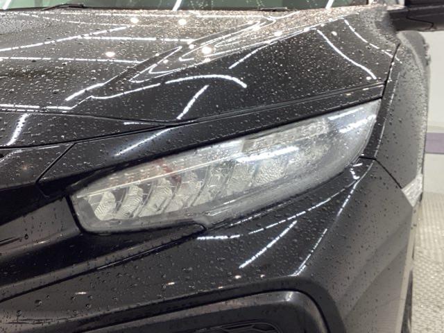 シビック ハッチバック/H SENSING/最長5年保証/禁煙車 ナビVXM-184VFi/TV/Rカメラ/Bluetooth/USB/iPod/DVD/ETC/LEDライト/オートライト/シ-トヒ-タ-/クルコン/18インチアルミ/ドアバイザー/フロアマット(7枚目)