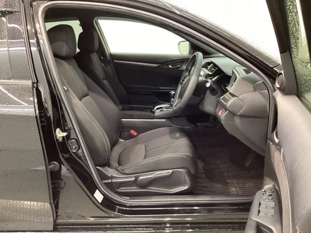 シビック ハッチバック/H SENSING/最長5年保証/禁煙車 ナビVXM-184VFi/TV/Rカメラ/Bluetooth/USB/iPod/DVD/ETC/LEDライト/オートライト/シ-トヒ-タ-/クルコン/18インチアルミ/ドアバイザー/フロアマット(16枚目)