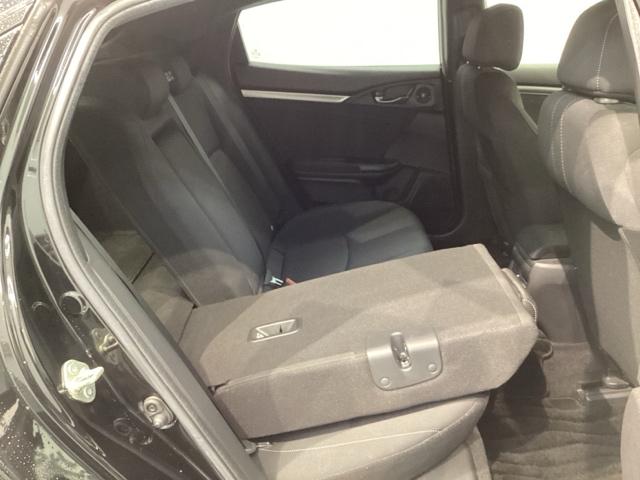 シビック ハッチバック/H SENSING/最長5年保証/禁煙車 ナビVXM-184VFi/TV/Rカメラ/Bluetooth/USB/iPod/DVD/ETC/LEDライト/オートライト/シ-トヒ-タ-/クルコン/18インチアルミ/ドアバイザー/フロアマット(31枚目)